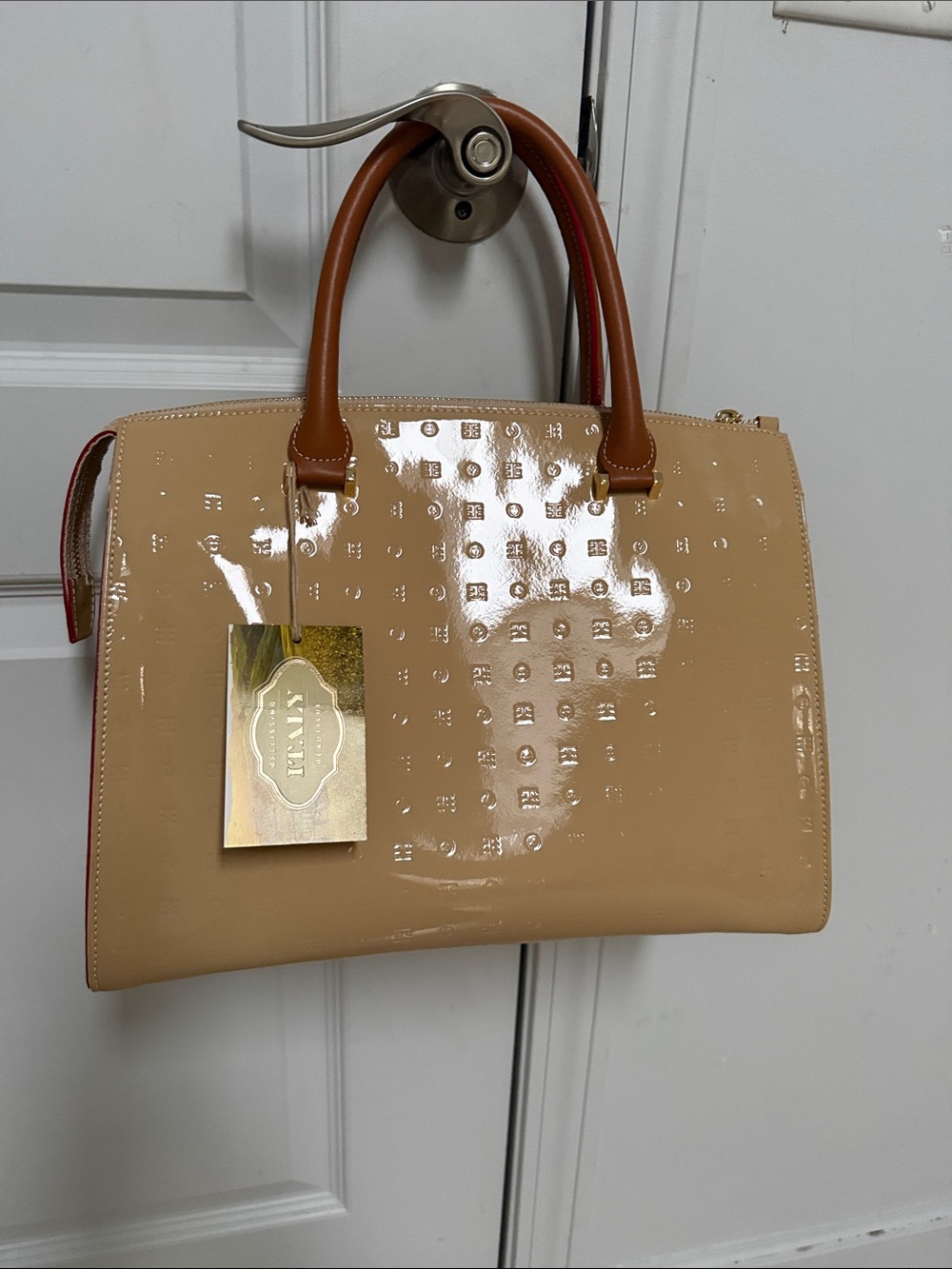 ARCADIA Cappuccino Beige Patent Leather made in Italy Satchel Handbag